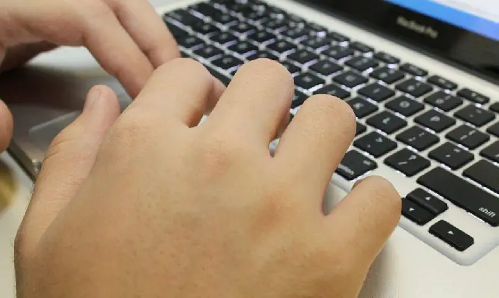 Acesso à internet e infraestrutura escolar foram os maiores desafios das redes municipais de educação em 2020