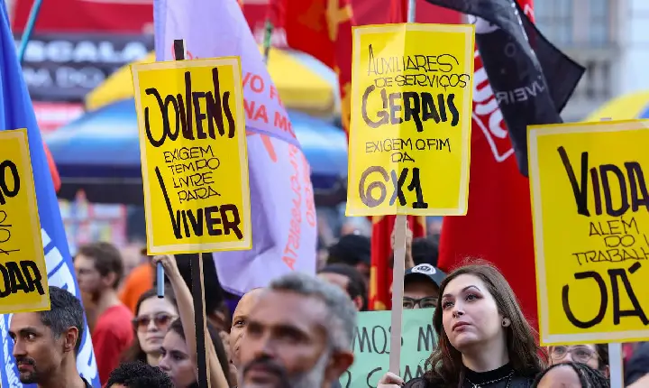 Acordo prevê regra de transição de 60 dias para fim da escala 6x1