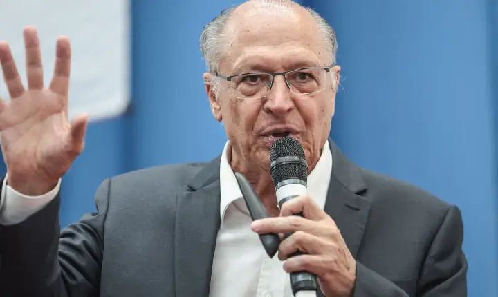 Alckmin anuncia regulamentação de salvaguardas em acordos comerciais