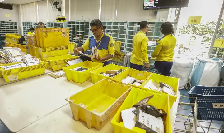 AliExpress e Correios firmam acordo para acelerar entregas no Brasil