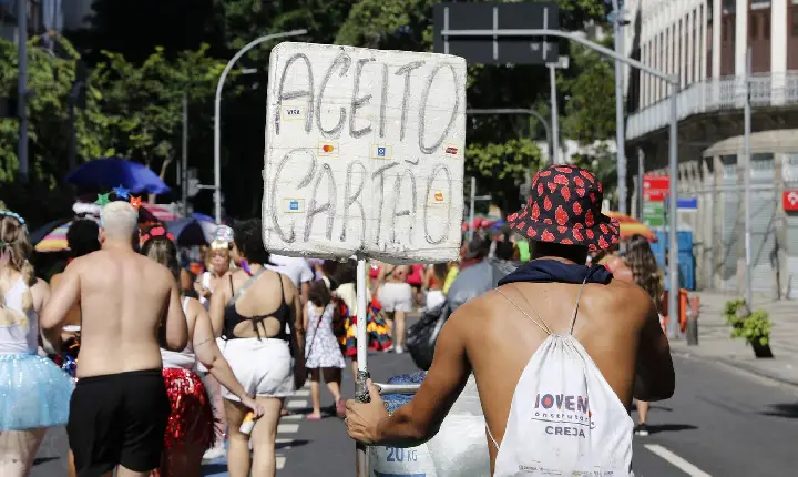 Ambulantes que se formalizaram como MEI crescem 45% em 2 anos