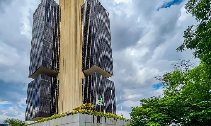 Bancos poderão descontar aportes antecipados ao FGC