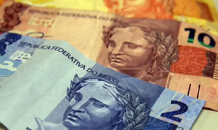 Caixa paga hoje Auxílio Brasil a beneficiários com NIS final 4