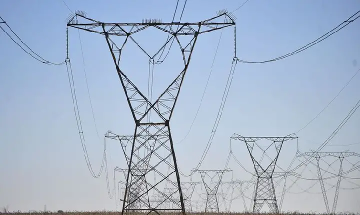 Câmara aprova PL que prevê reembolso na tarifa de energia