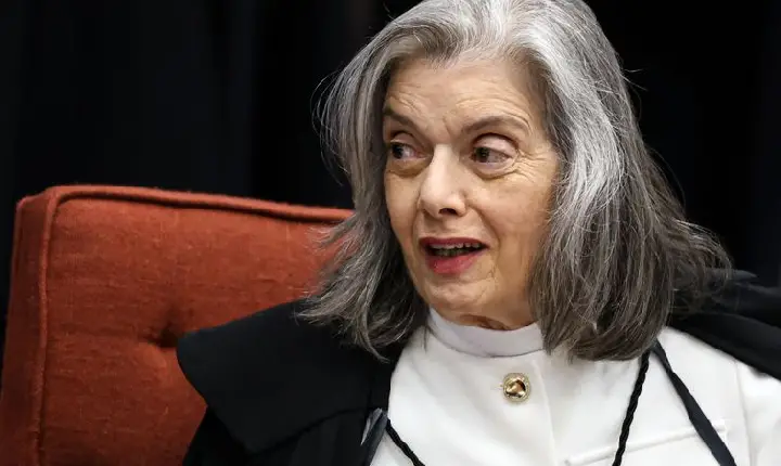 Cármen Lúcia ressalta gravidade da violência contra mulheres negras