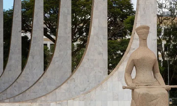 CNJ adia para agosto análise de regras sobre aposentadoria compulsória
