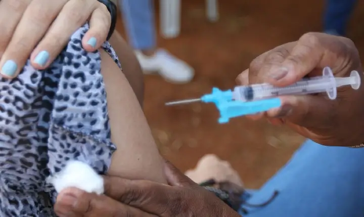 Cobertura vacinal contra HPV atinge 95,81% na capital paulista