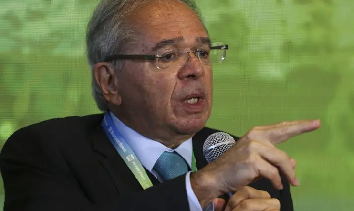 Comissão da Câmara aprova convocação de ministro da Economia