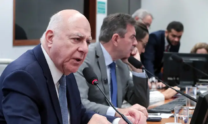 Comissão da Câmara aprova PEC que cria Fundos para Sul e Sudeste