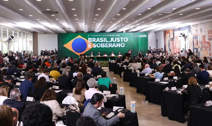 Conselhão entrega a Lula propostas de metas de desenvolvimento do país