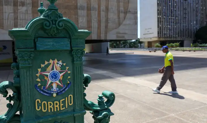 Correios colocam 21 imóveis à venda em 11 estados