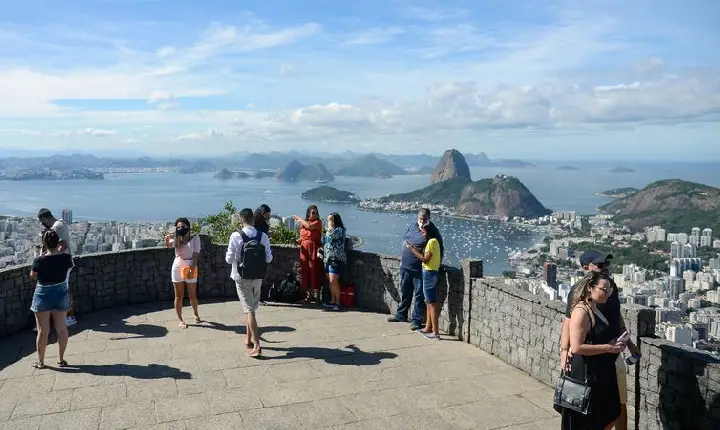 Covid-19: Brasil tem 41 mil novos casos e 160 mortes em 24 horas