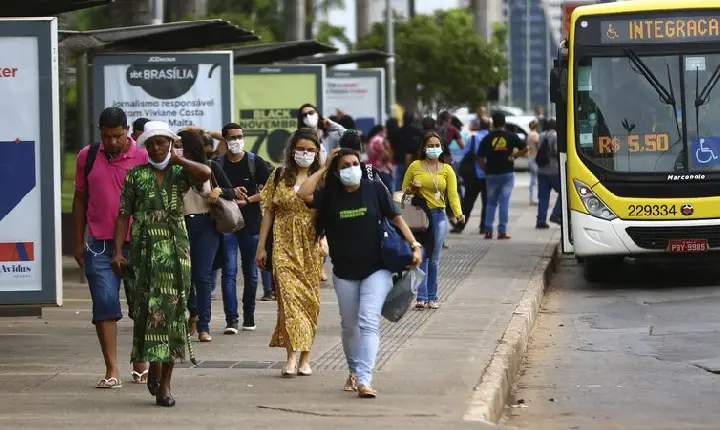 Covid-19: país registra 10,6 mil casos e 55 mortes em 24 horas