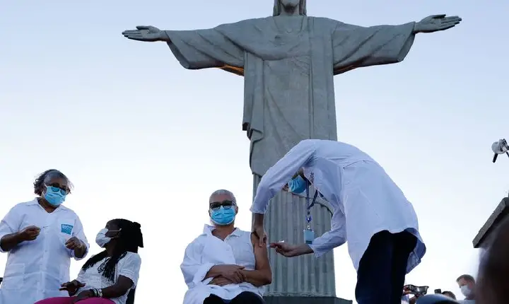 Covid-19: população ainda não tomou segunda dose de reforço