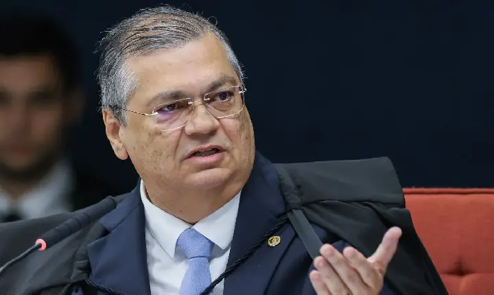 Dino dá prazo para estados e municípios explicarem emendas para Perse