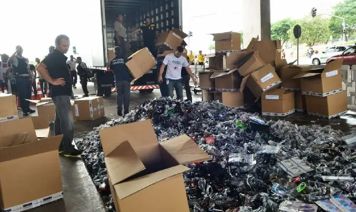 Economia brasileira perdeu R$ 300 bilhões para o mercado ilegal, em 2021