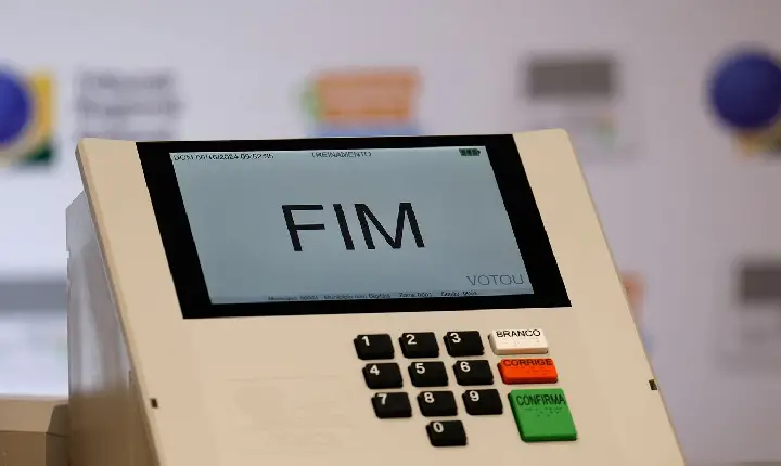 Eleitor tem até esta quinta-feira (20) para solicitar voto em trânsito
