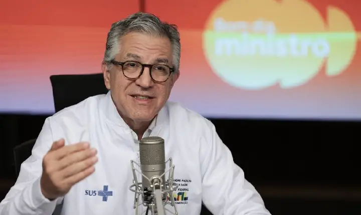 “Estamos vencendo essa batalha”, diz Padilha sobre vacinação