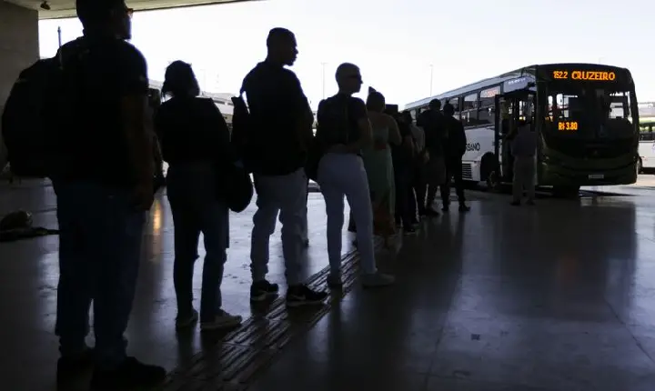 Estudo defende substituir vale-transporte por tarifa zero universal