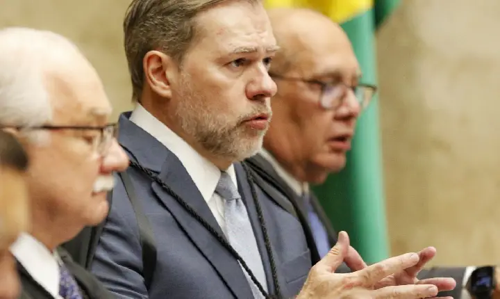 Fachin arquiva ação que pedia suspeição de Toffoli no caso Master