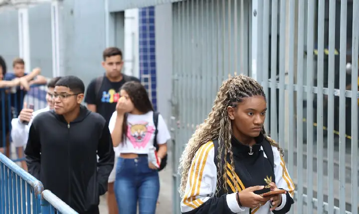 Fies: pré-selecionados devem complementar inscrição até esta terça