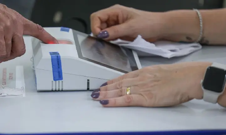 Horário de votação ampliado será apenas onde urnas não foram fechadas