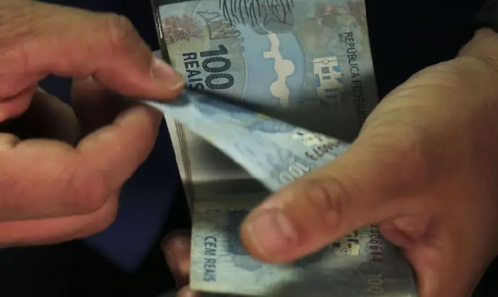 Inflação para famílias com renda mais baixa cai para 0,45%