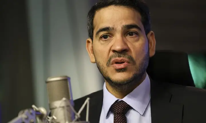 Messias diz que recebe com honra indicação ao STF