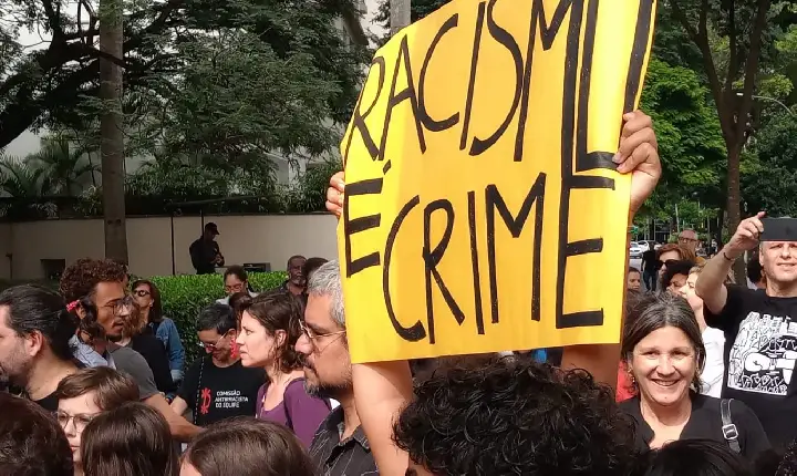 Ministério Público move ação contra Shopping Higienópolis por racismo