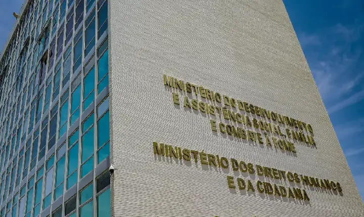 Ministérios reagem à absolvição de homem que estuprou menina em MG