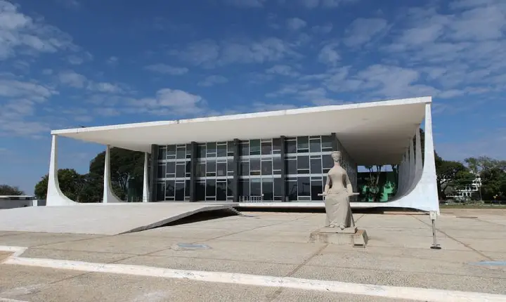Ministra do STF envia inquérito contra Milton Ribeiro para a Justiça