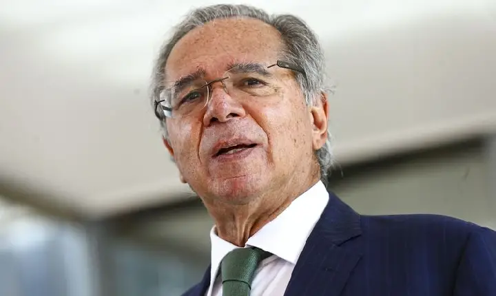 Ministro diz que governo não conseguirá dar reajuste a servidores