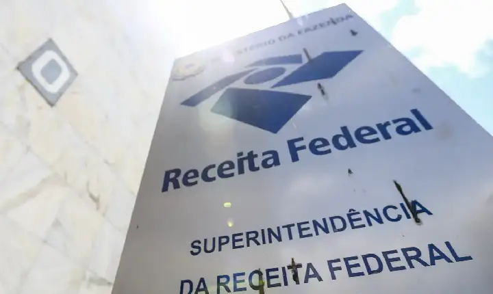 Moraes manda presidente da Unafisco depor após críticas a operação