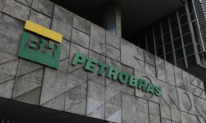 Paes de Andrade é nomeado conselheiro e eleito presidente da Petrobras