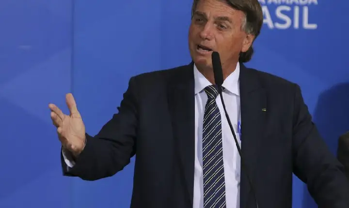 Petrobras tem que cumprir sua função social, diz presidente