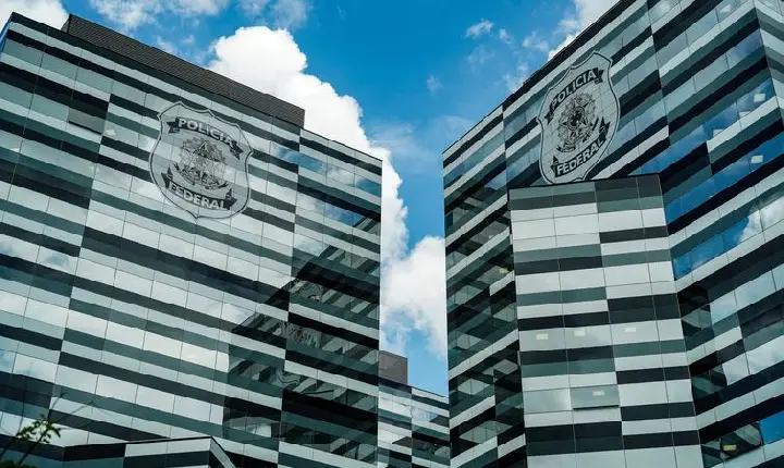 PF diz ao STF que Zambelli não efetivou ações de coação contra a Corte