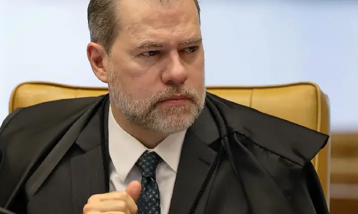 PF pede a Fachin suspeição de Toffoli no inquérito do Banco Master 