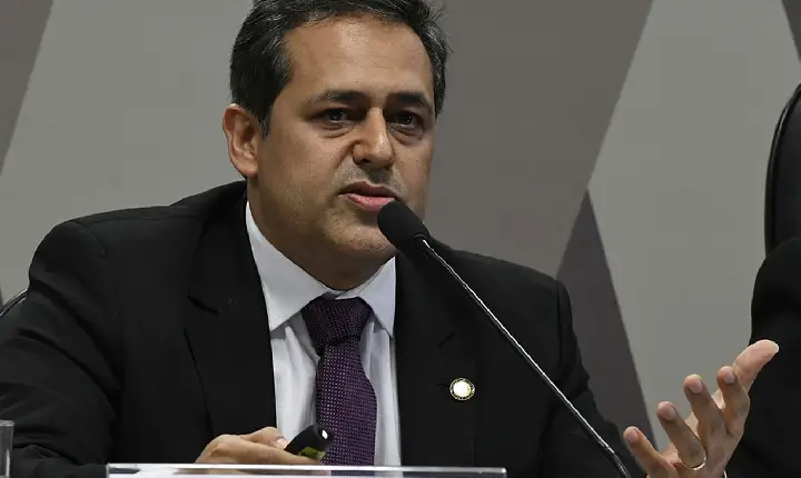Presidente da Unafisco presta depoimento à PF como investigado