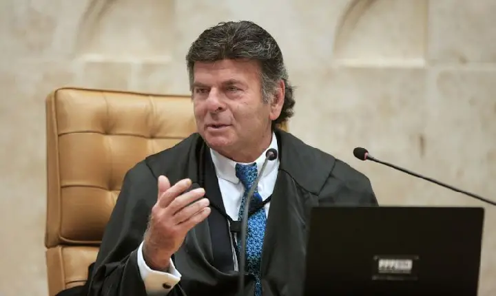 Presidente do STF defende liberdade de imprensa e combate às fake news