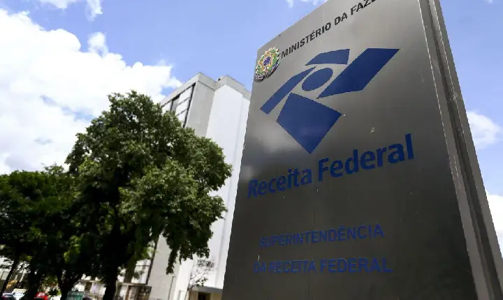 Receita Federal unifica sistema de envio de alvarás e do habite-se