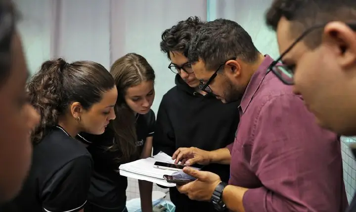 Relação com professor ajuda aluno na construção de propósito de vida