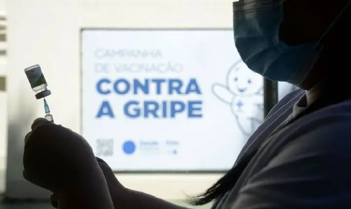 Rio de Janeiro vacina grupos prioritários de 30 a 39 anos contra gripe