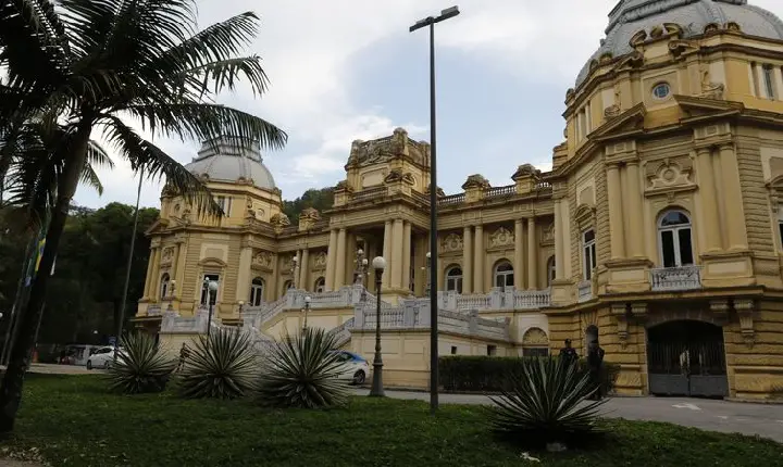 Rio sanciona lei de adesão ao Propag, programa para refinanciar dívida