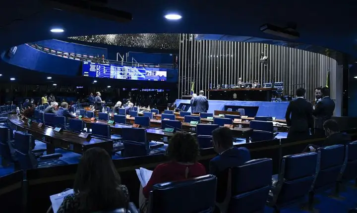 Senado aprova aumento de gastos com publicidade de governos