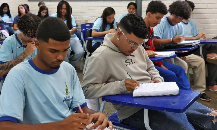 Sistema permite emissão de certificado de conclusão do ensino médio