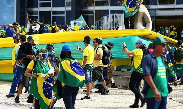STF já condenou mais de 800 réus pela trama golpista