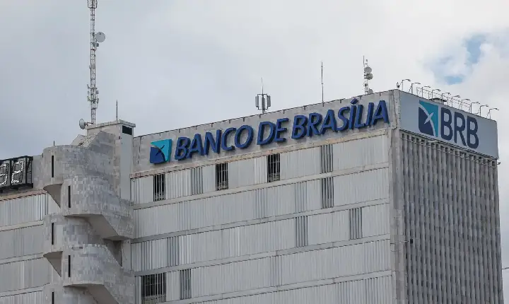 Técnicos da Câmara Legislativa recomendam rejeitar projeto sobre BRB