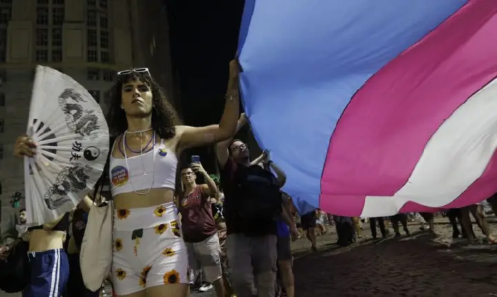 UFSCar encerra amanhã inscrições para pessoas trans e travestis 