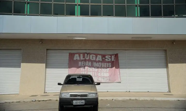 Valores de aluguéis residenciais sobem 0,82% em abril, diz FGV
