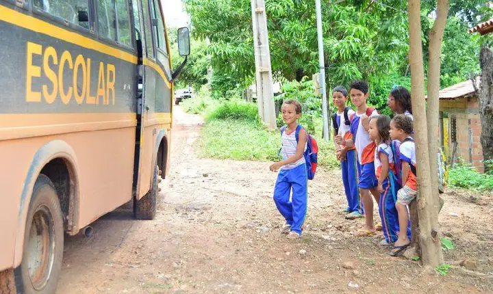 Veículos escolares: FNDE publica novas orientações para aquisição